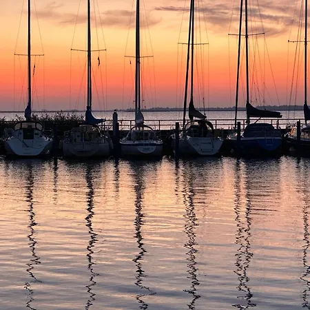 Κάμπινγκ Einzelzimmer Mit Gemeinschaftsbad *