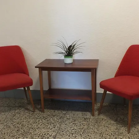 Einzelzimmer Mit Gemeinschaftsbad Κάμπινγκ