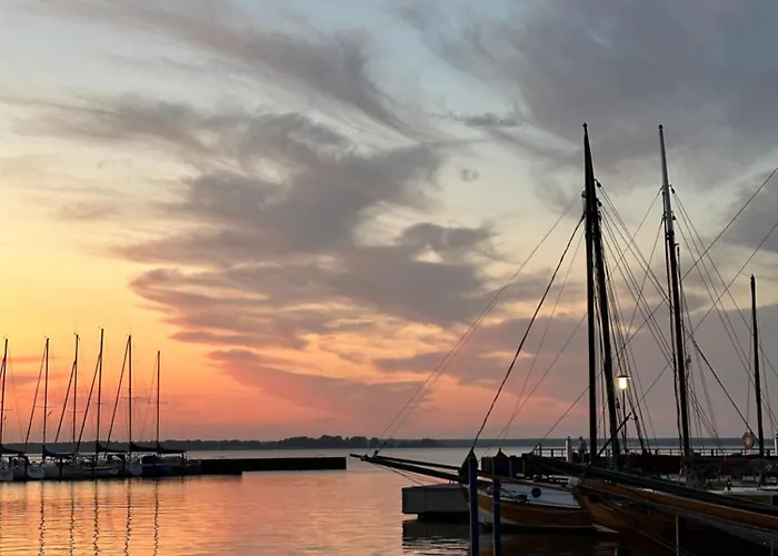 Einzelzimmer Mit Gemeinschaftsbad Camping *