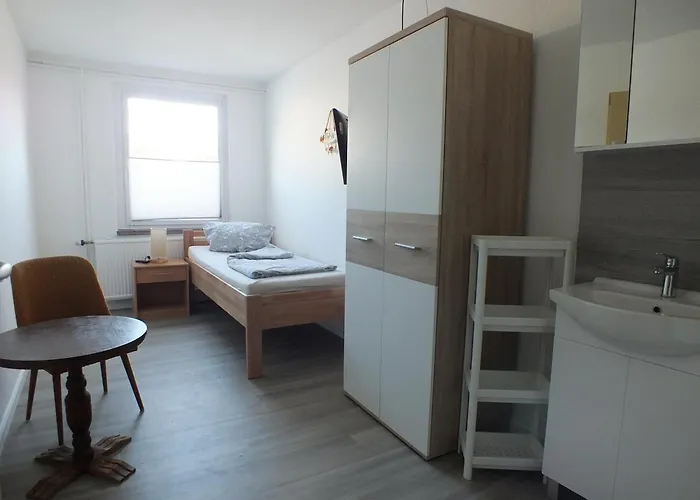 Camping Einzelzimmer Mit Gemeinschaftsbad Pruchten