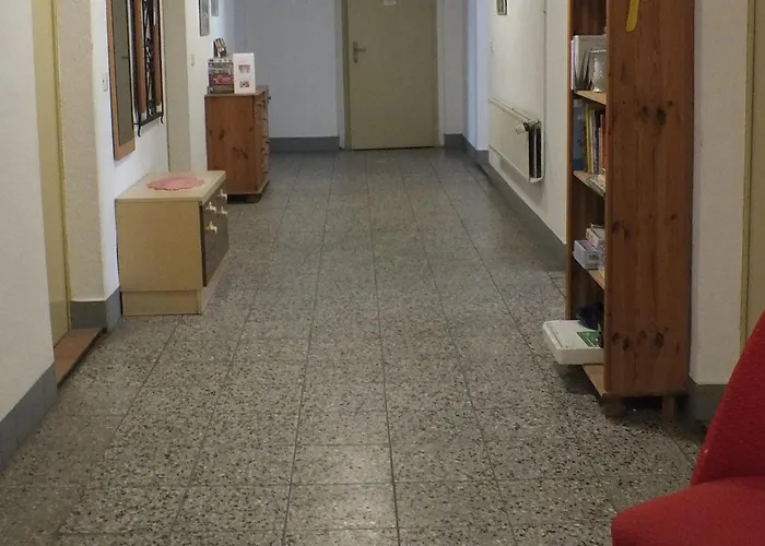 Einzelzimmer Mit Gemeinschaftsbad Camping Pruchten